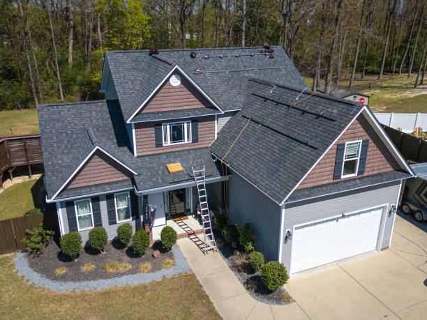 Best Roof Insulation Installation  in Lindsay, TX
